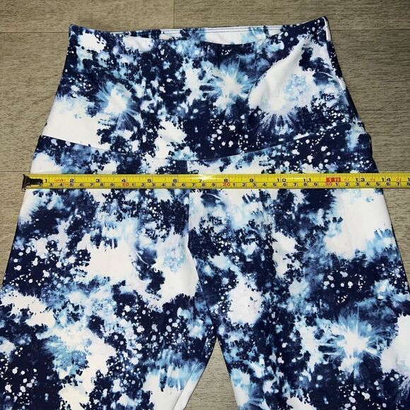 Onzie, Stardust Galaxy Print High Rise Midi Length Basic Legging Women’s X-Small - Picture 5 of 9